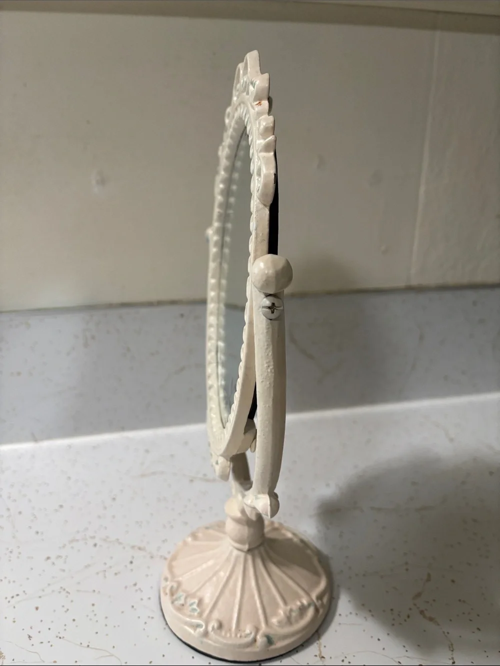 Vintage Style Ornate Oval Vanity Mirror in Cream - Picture 5 of 8